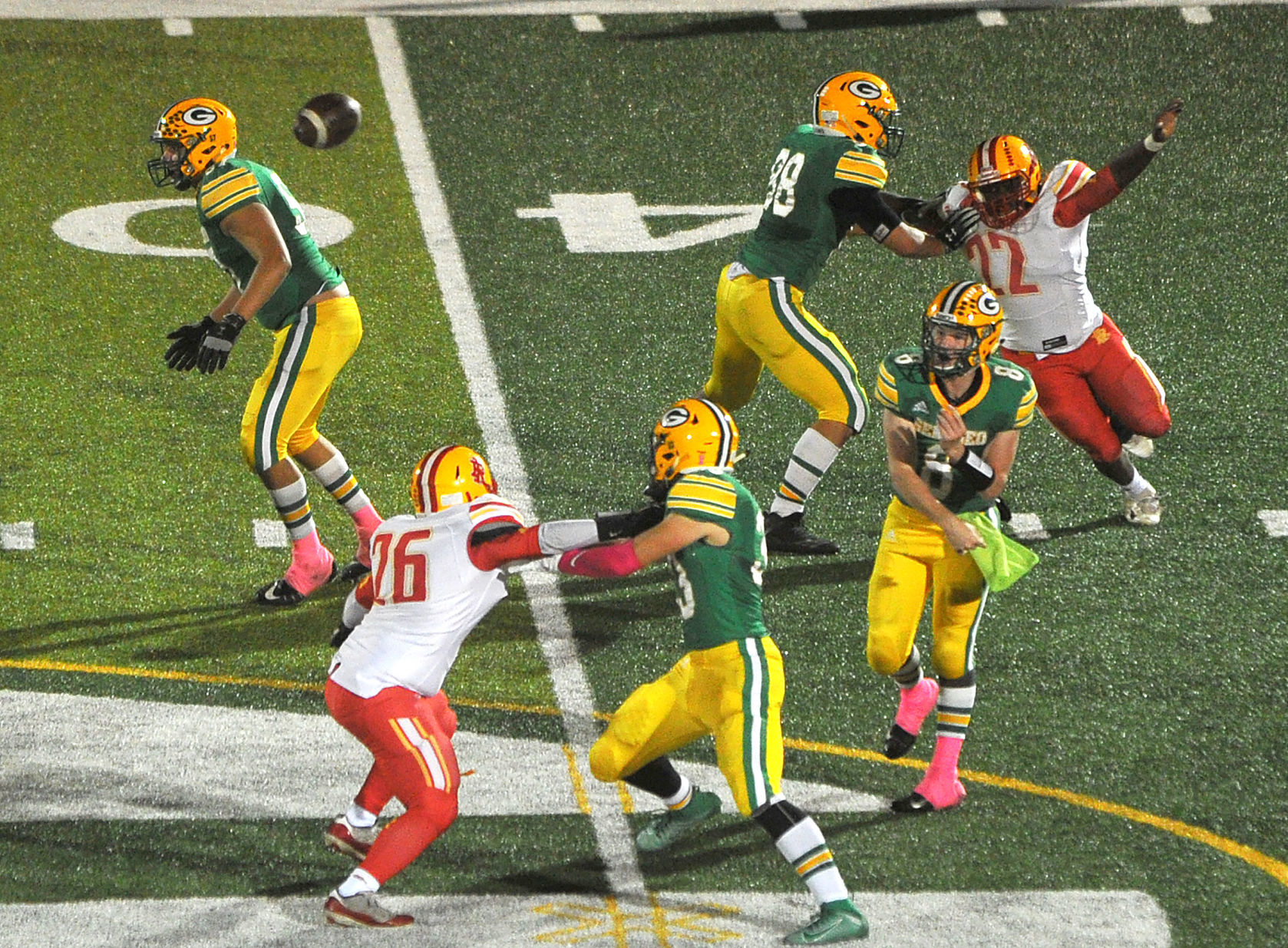 Rock Island vs Geneseo football.